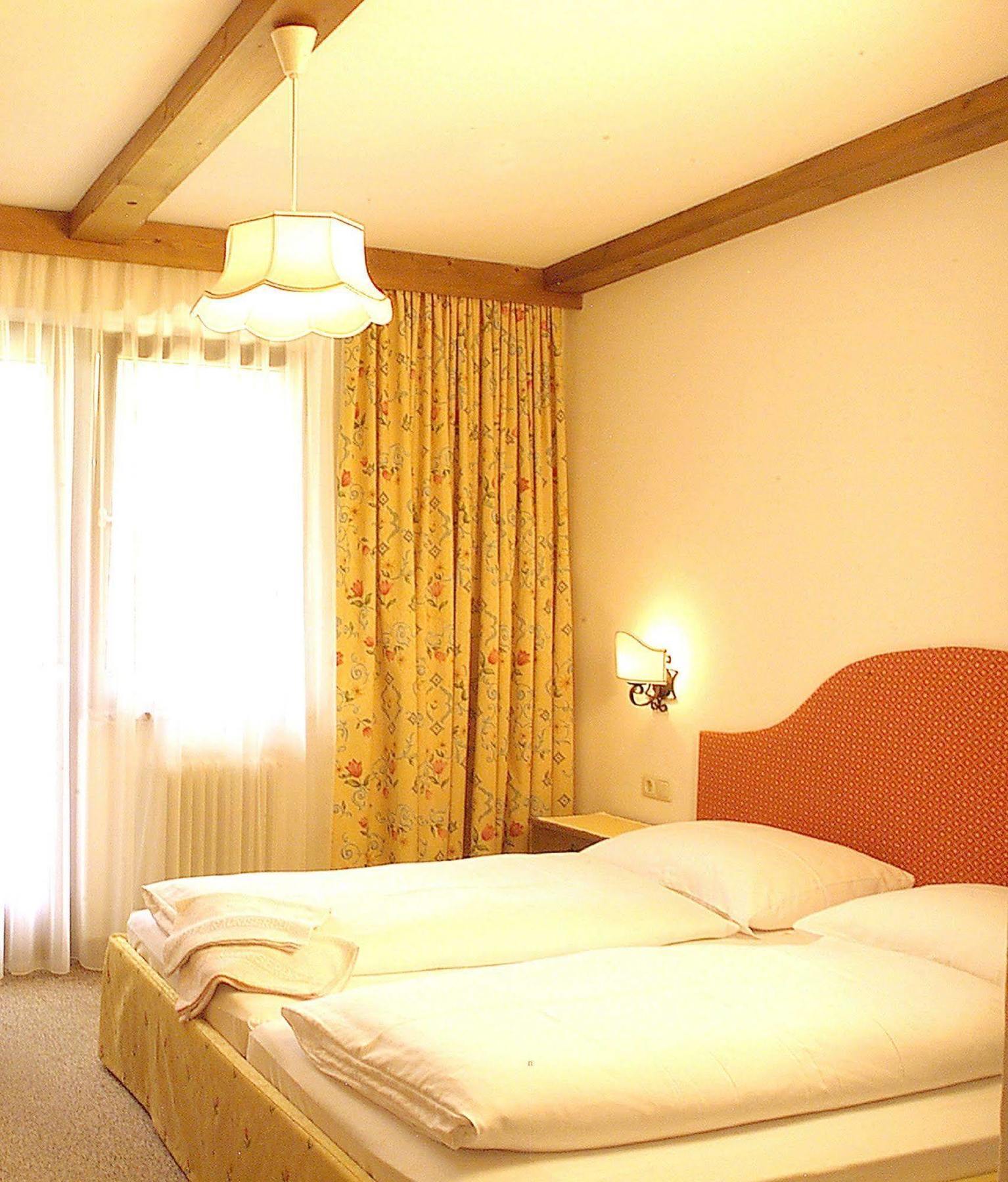 Hotel Garni Wieshof Rauris Exterior photo